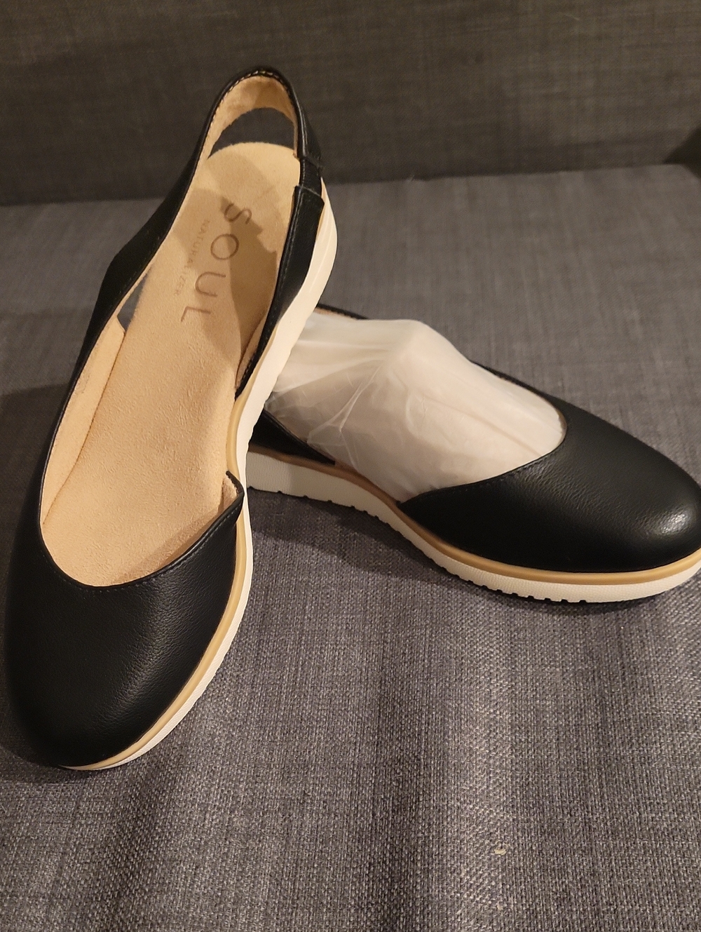 Naturalizer Black and Cream Sling Back Women's Flats